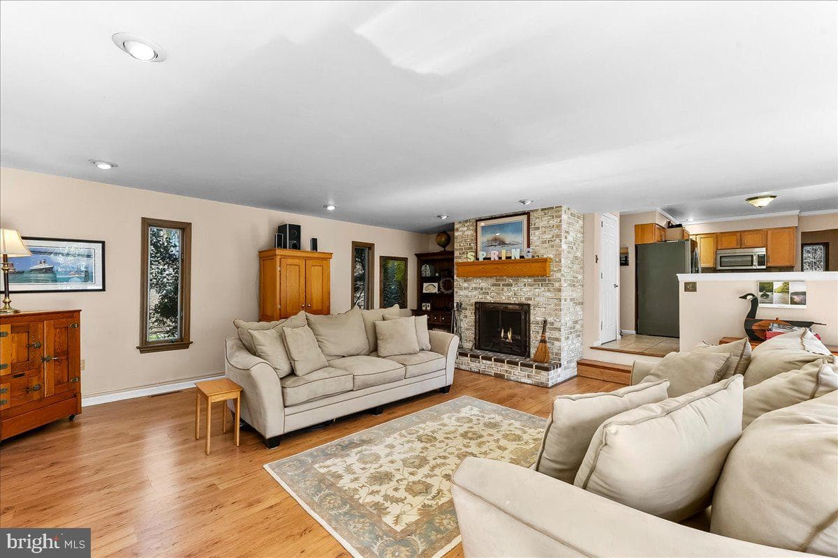 1850 Brooks Road photo 11