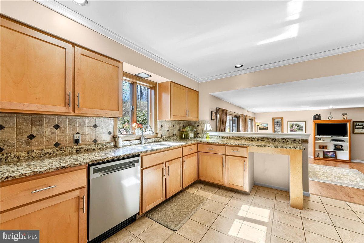 1850 Brooks Road photo 14