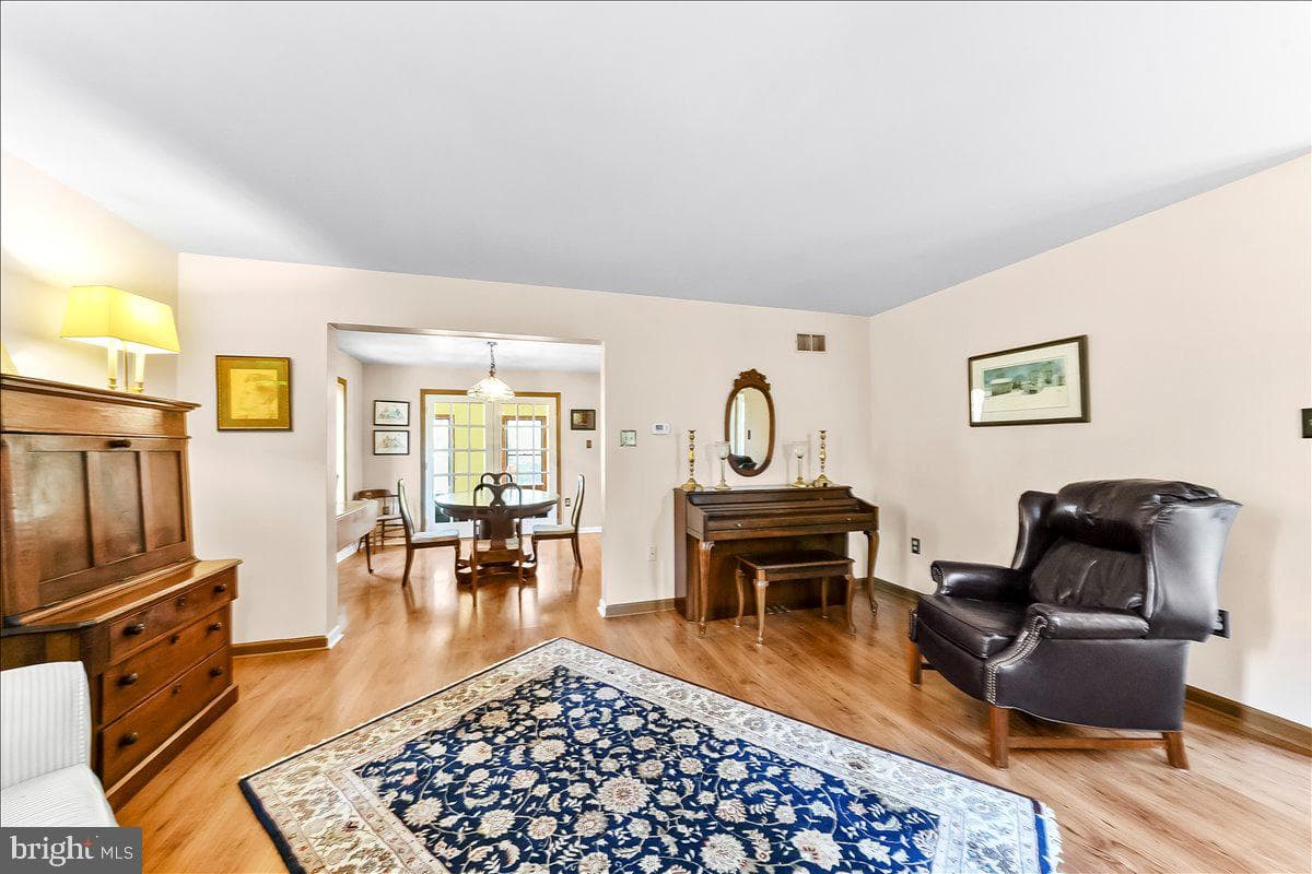 1850 Brooks Road photo 19