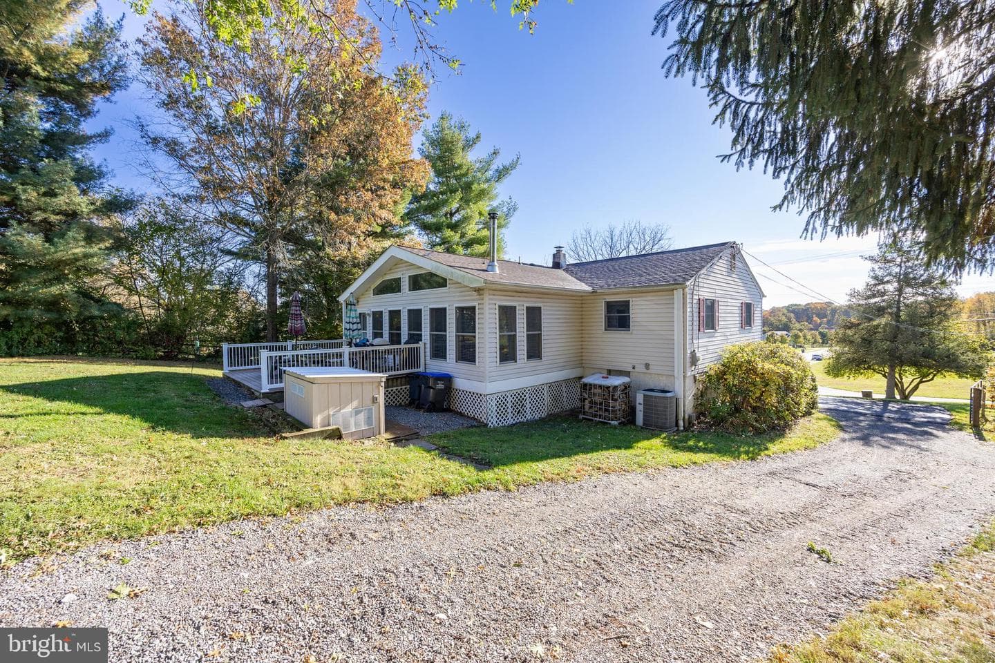 797 Ebelhare Road photo 25