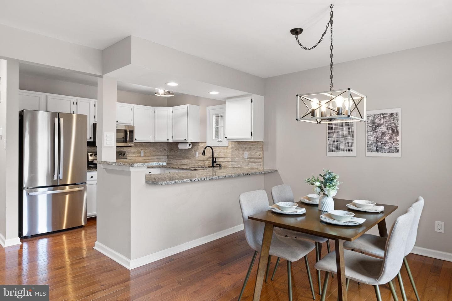 719 Jacques Circle photo 8