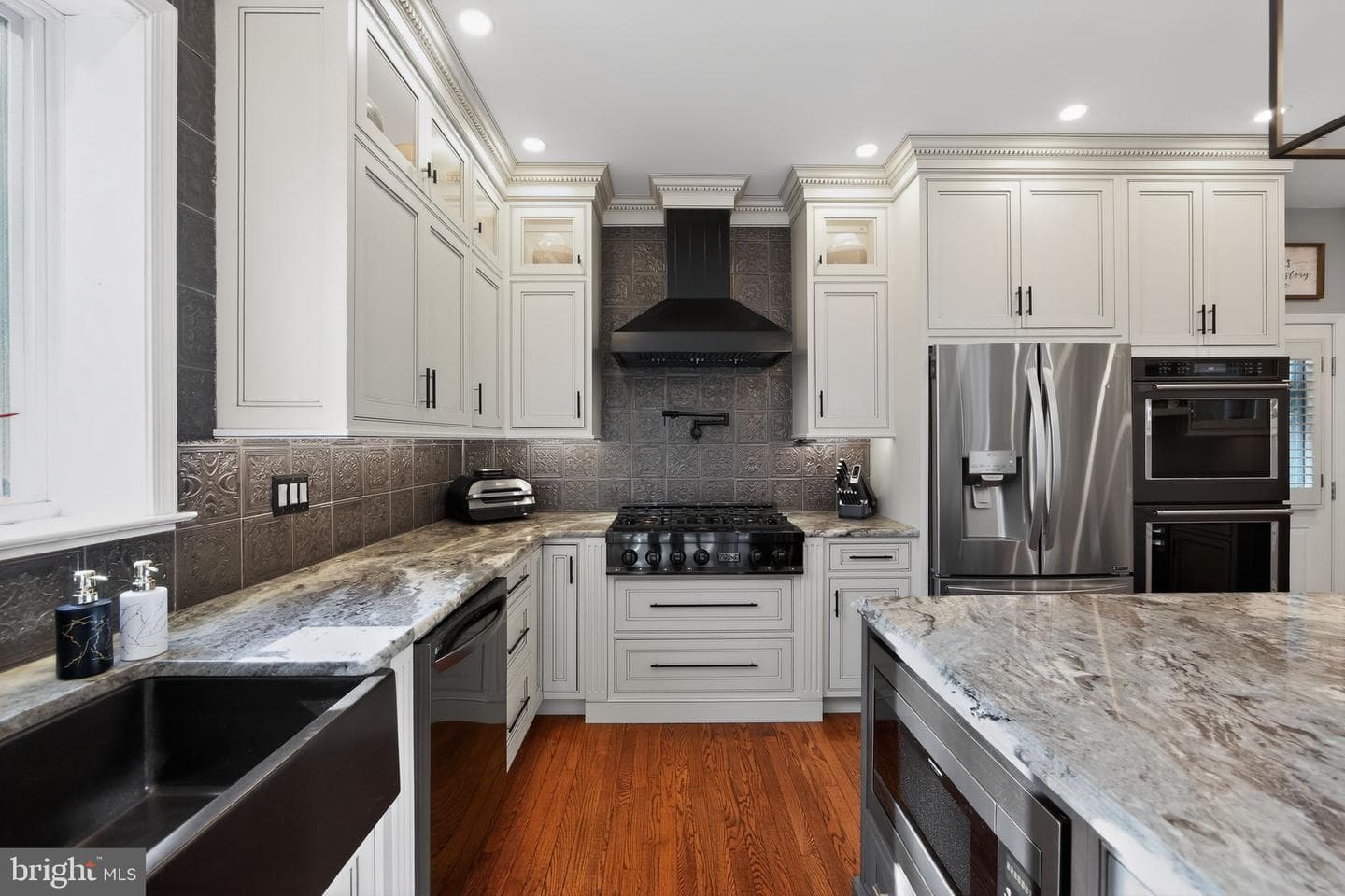 1311 Richmond Place photo 19