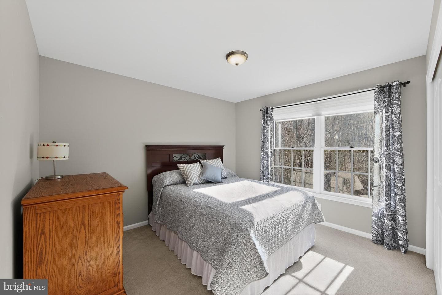 1311 Richmond Place photo 40