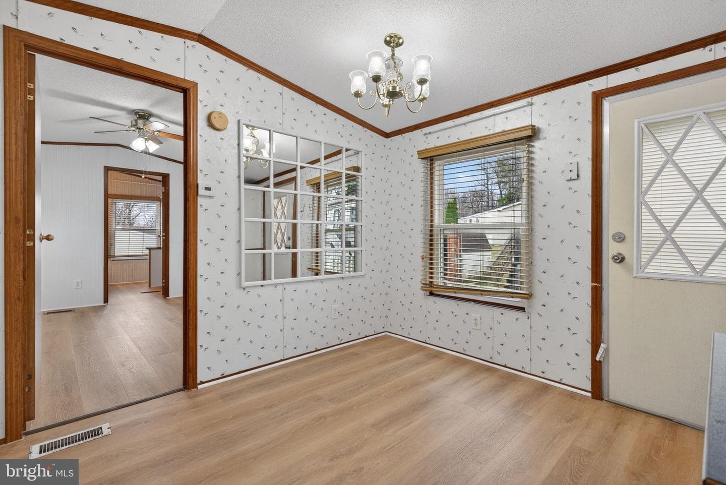 212 Michael Road photo 12