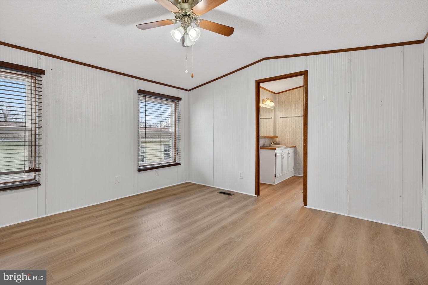 212 Michael Road photo 16