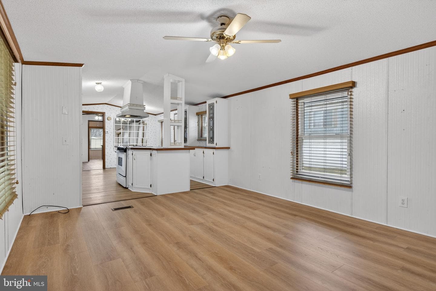 212 Michael Road photo 6