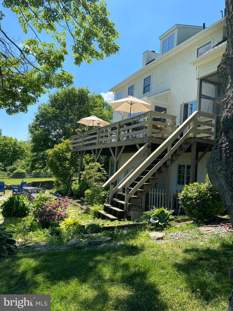 100 Pennfield Drive photo 10
