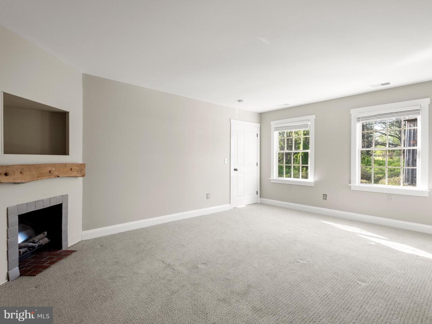 100 Pennfield Drive photo 64