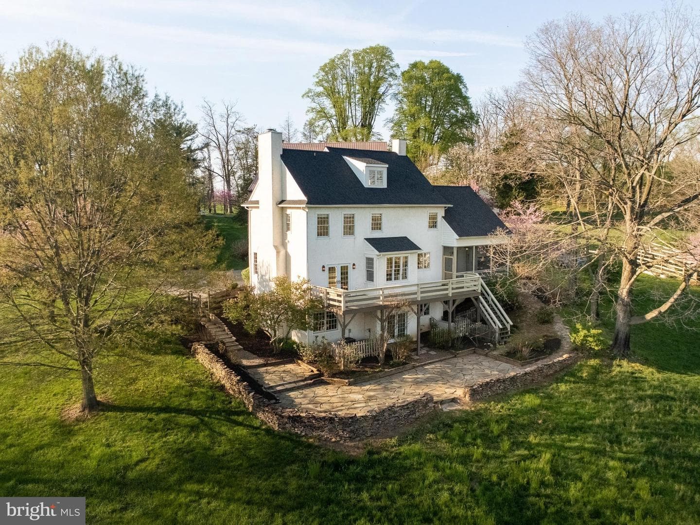100 Pennfield Drive photo 95