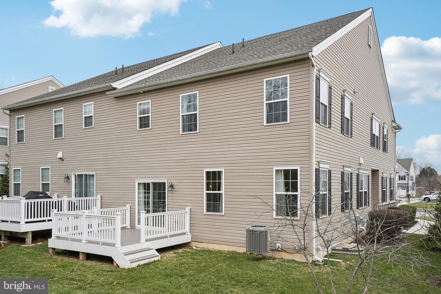 1436 Roswell Lane photo 31