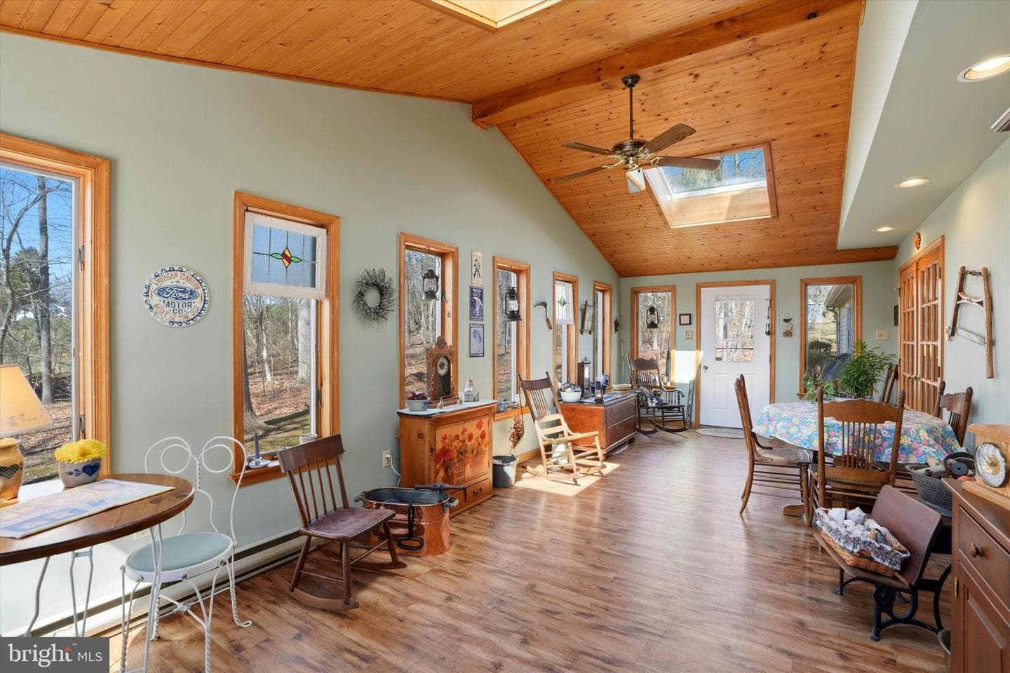 863 Hunters Run Road photo 21