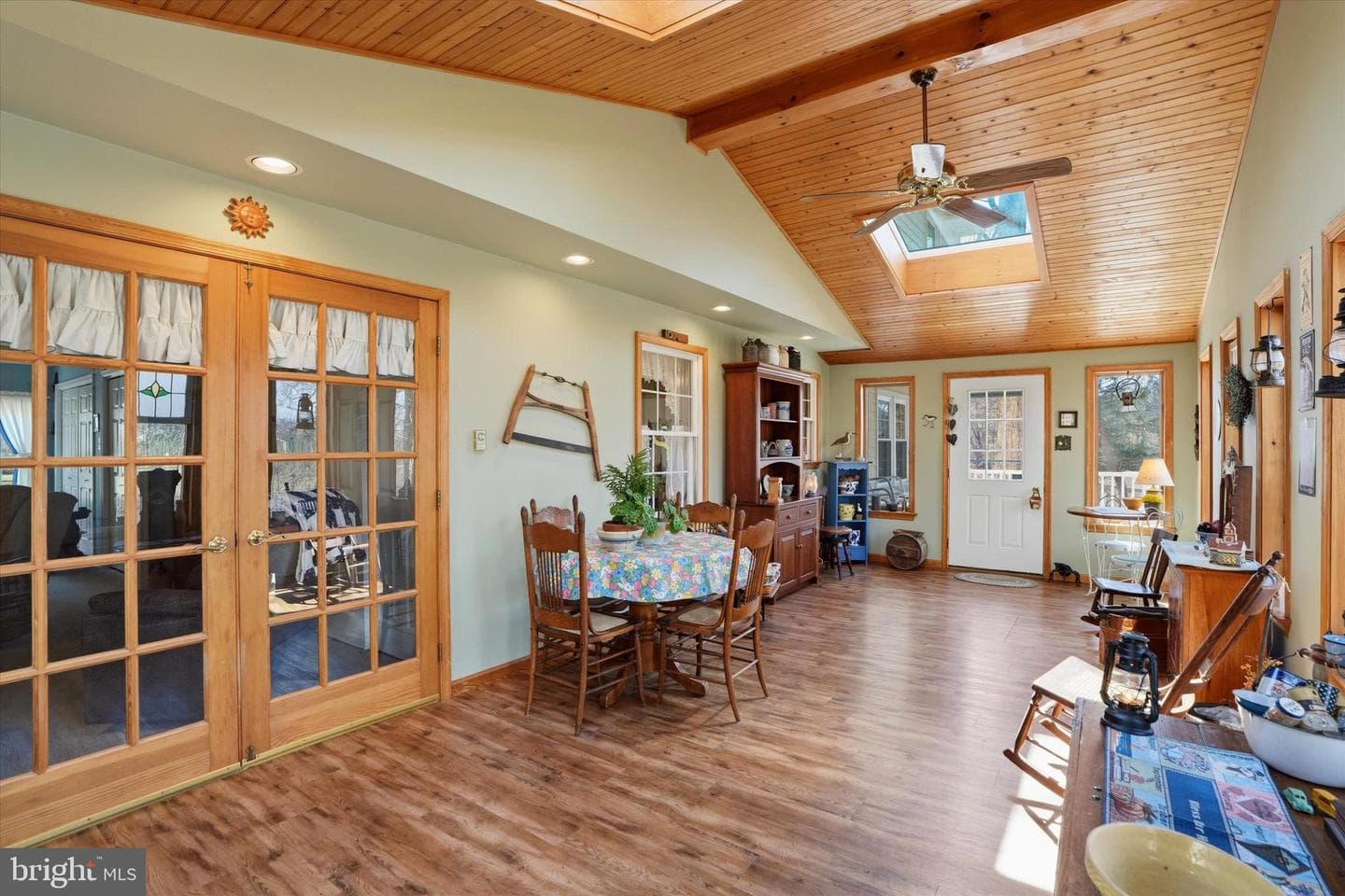 863 Hunters Run Road photo 22