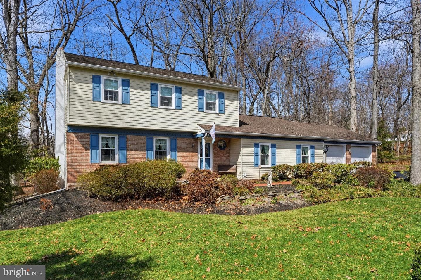 863 Hunters Run Road photo 3
