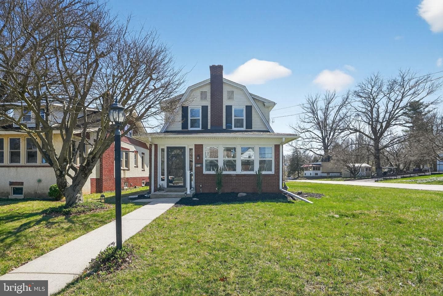 424 Arch Street