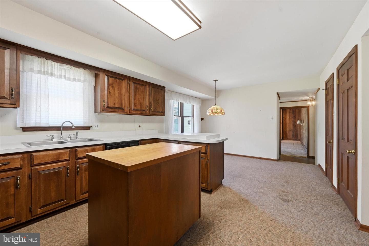 521 Susan Drive photo 9