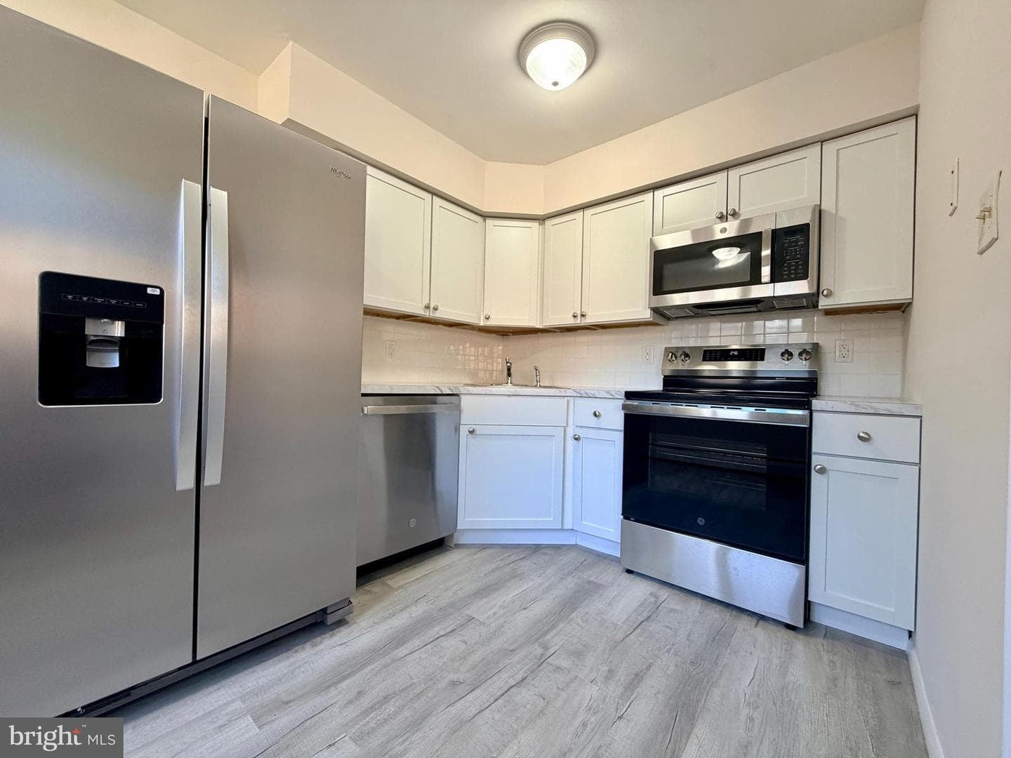 335 E Lancaster Avenue #b-14, Downingtown