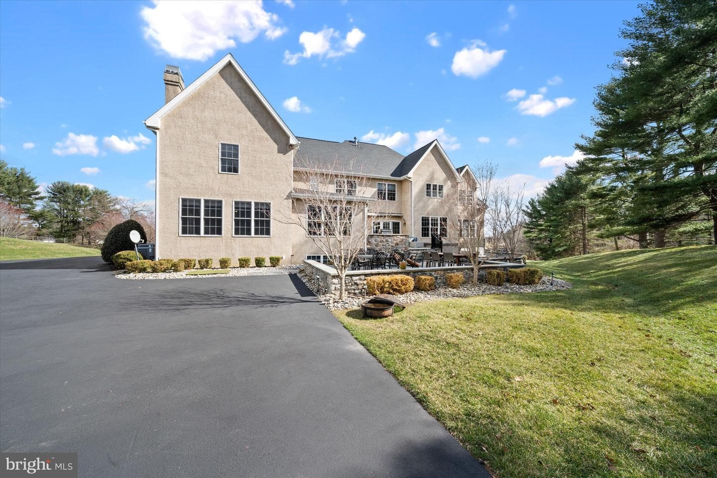 200 Fulling Drive photo 92