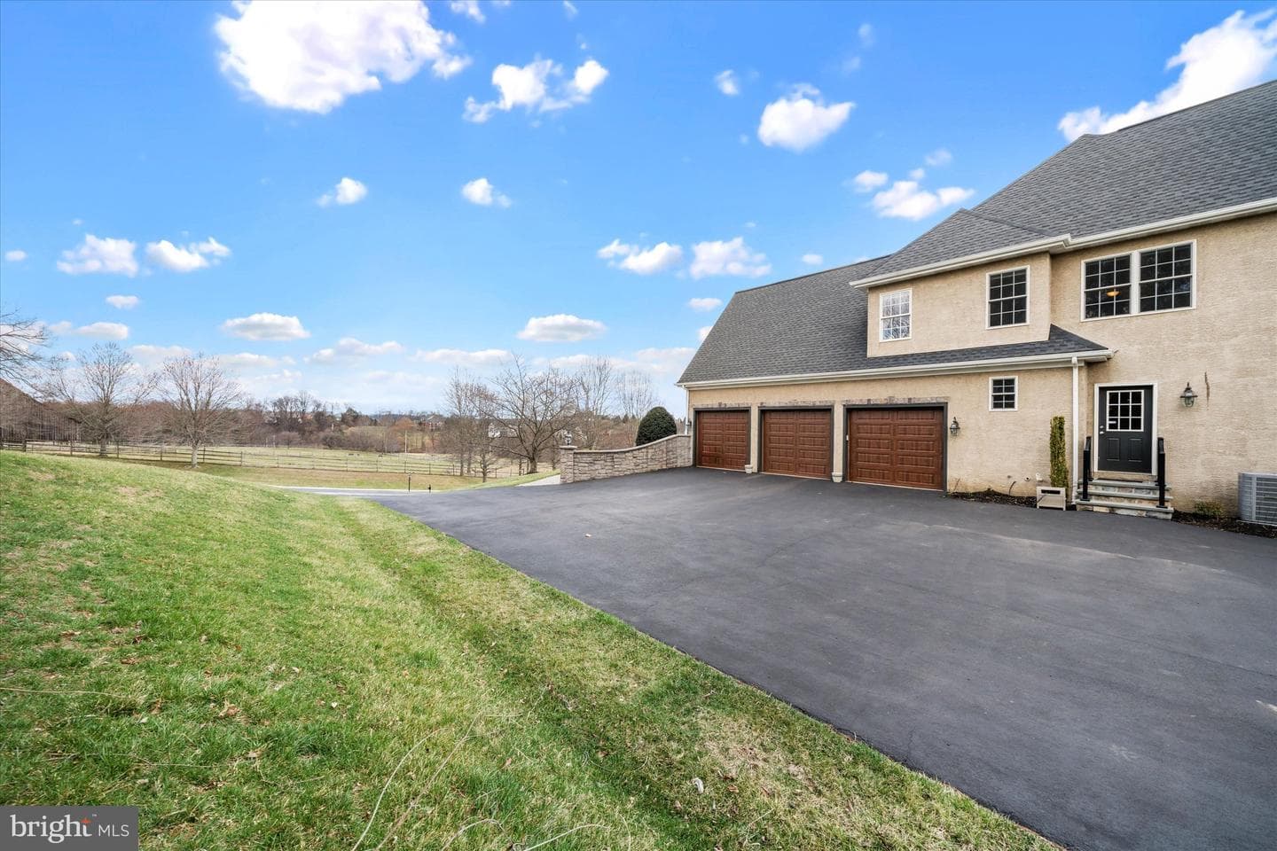200 Fulling Drive photo 97