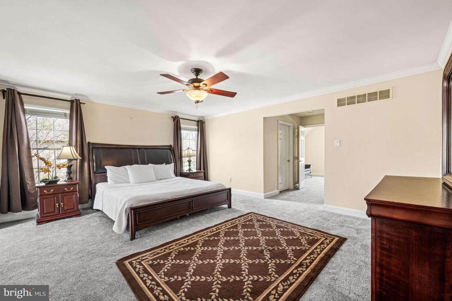 500 Doral Circle photo 4