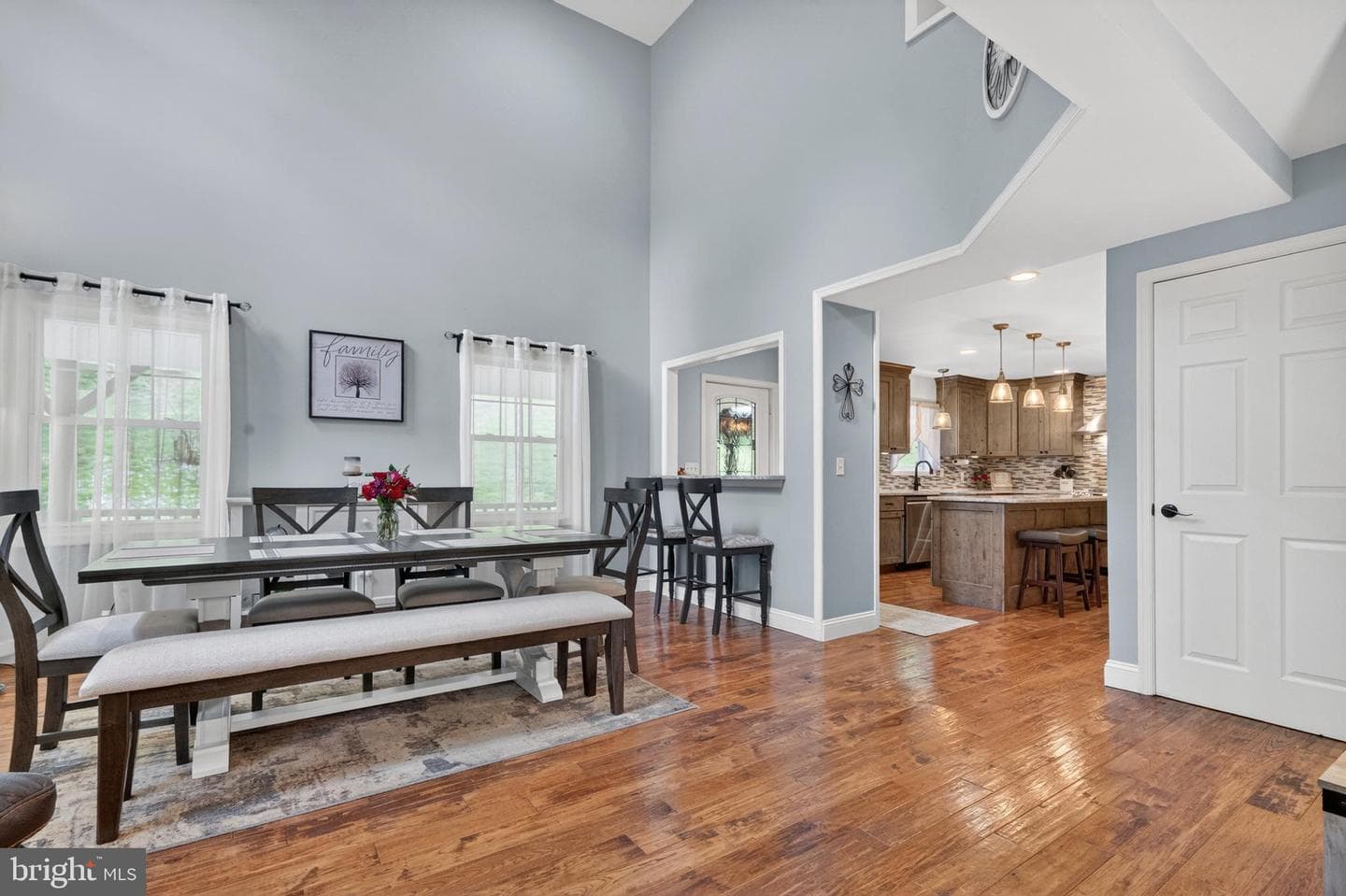 2129 Fairview Road photo 10