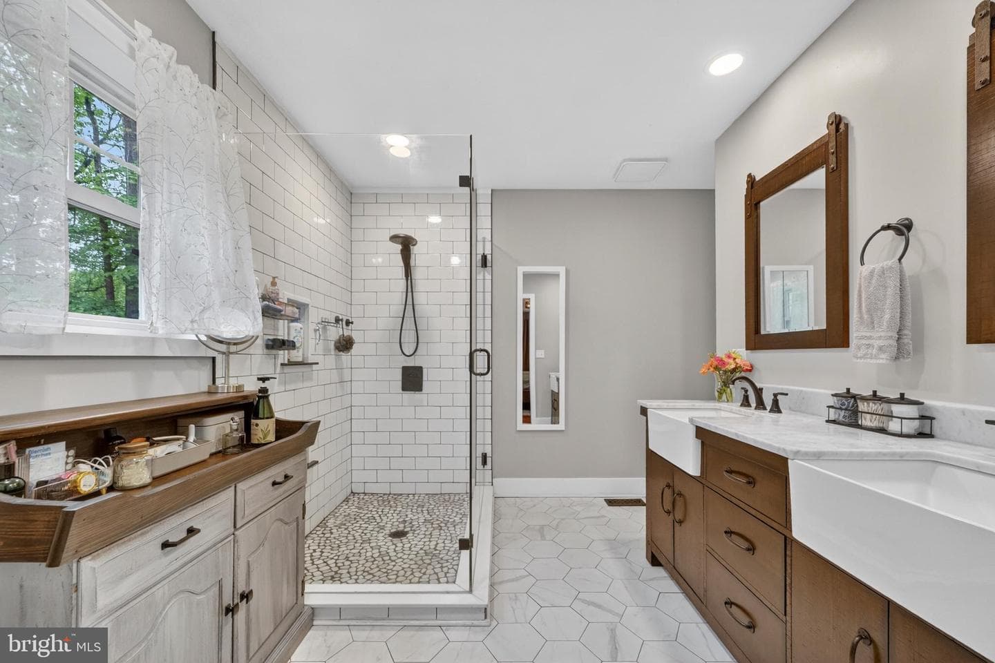 2129 Fairview Road photo 22