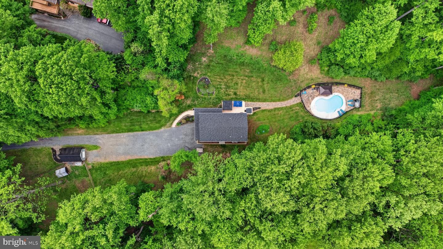 2129 Fairview Road photo 49