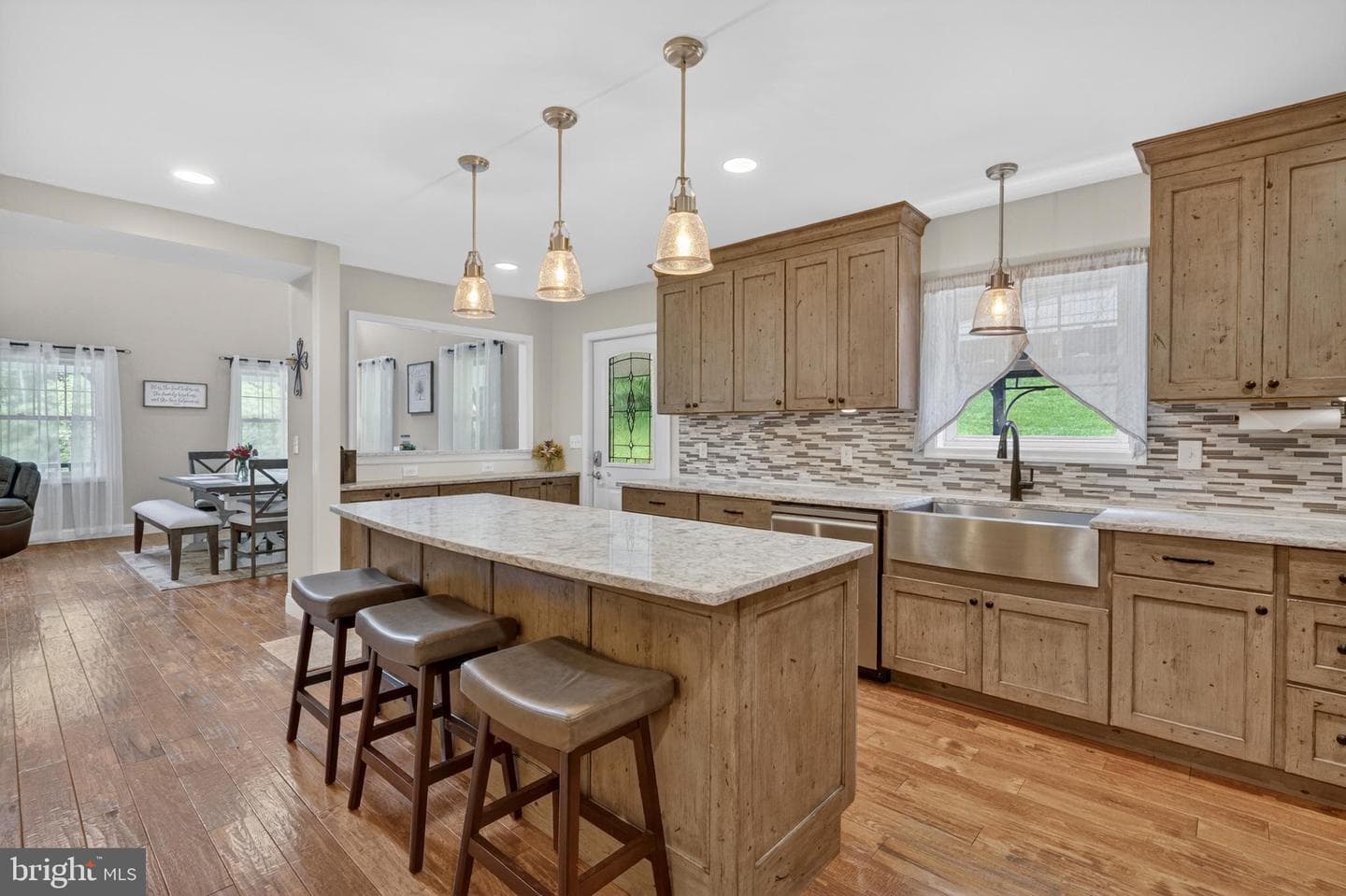 2129 Fairview Road photo 6