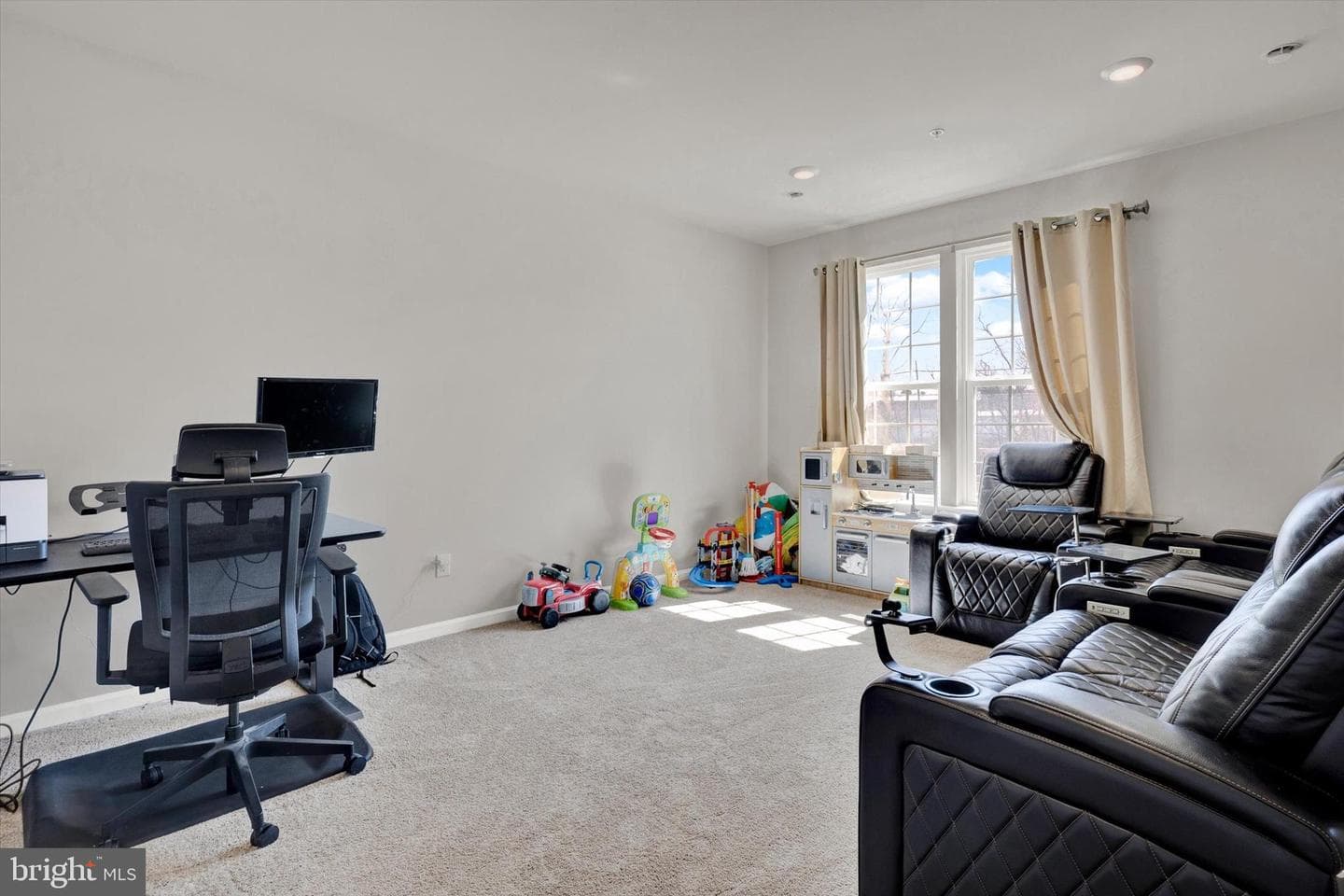 423 Smithworks Boulevard photo 20