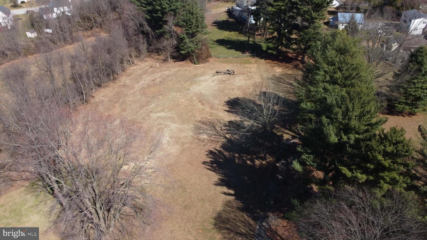 15 E Mount Vernon Street photo 12