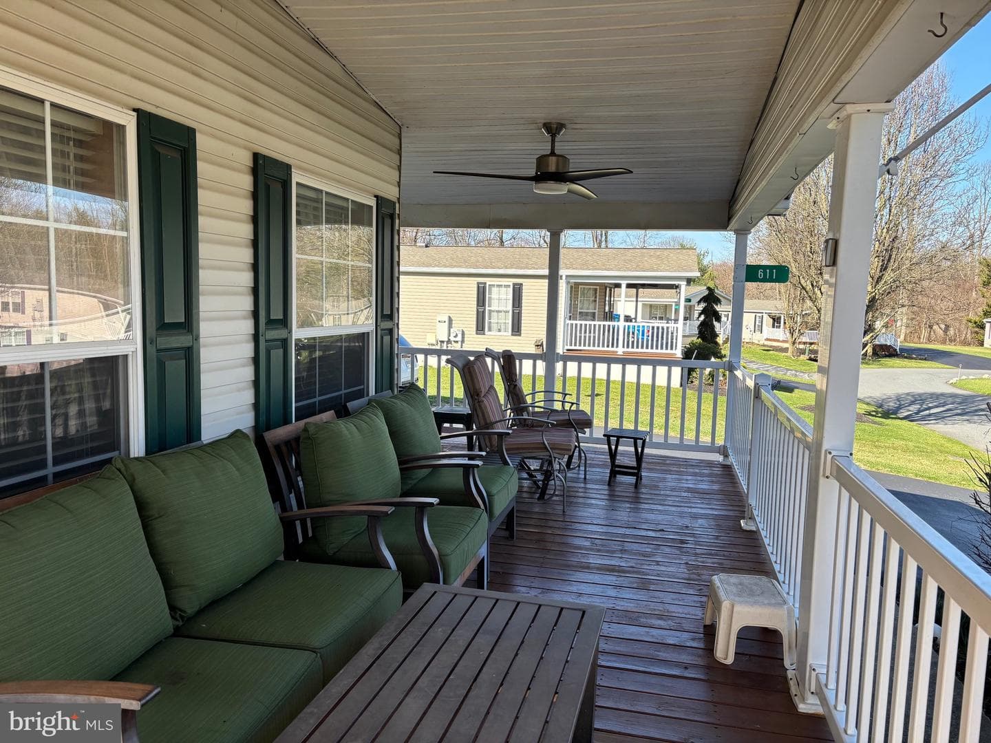 611 Farmland Way photo 4