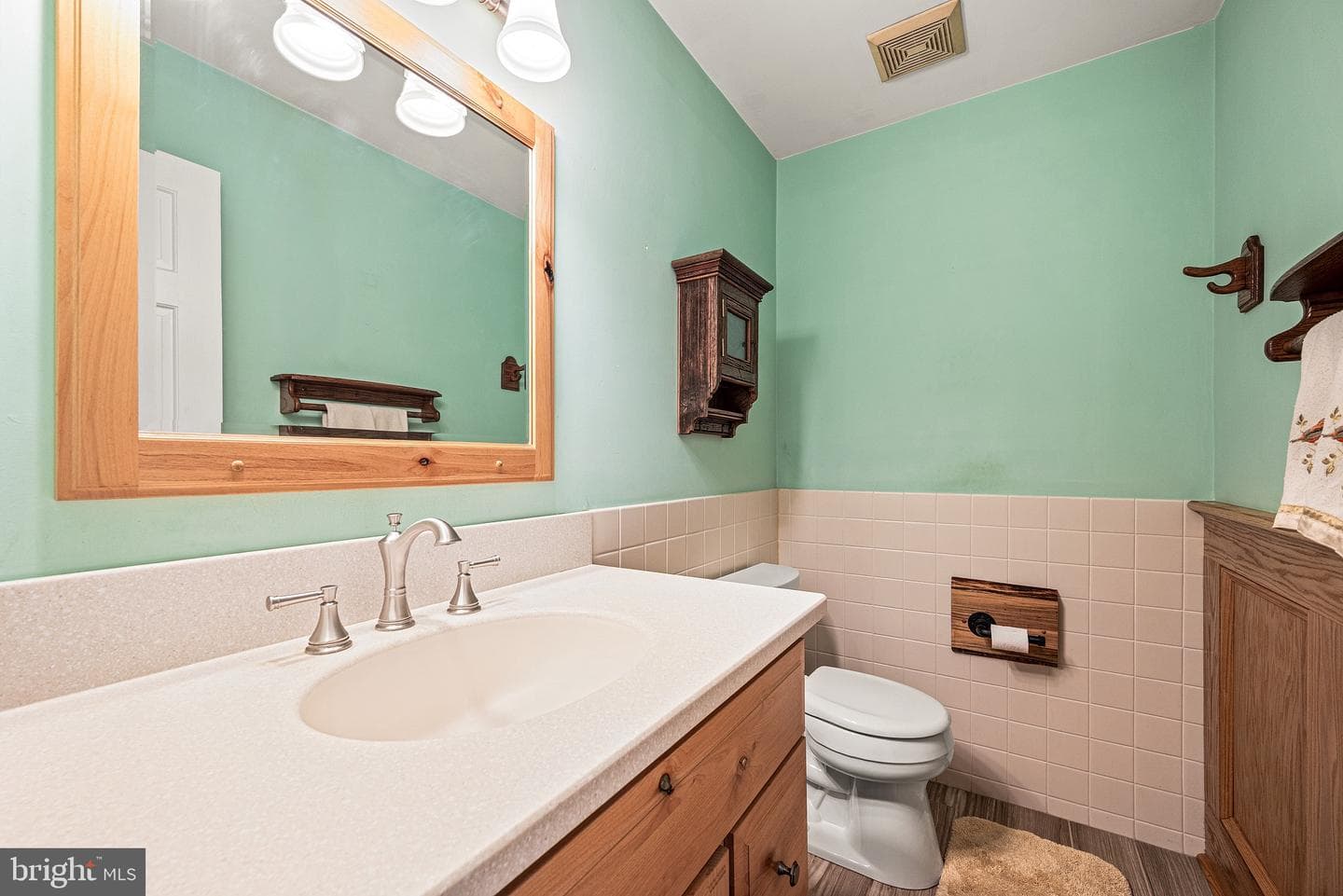 1450 Cornerstone Drive photo 24