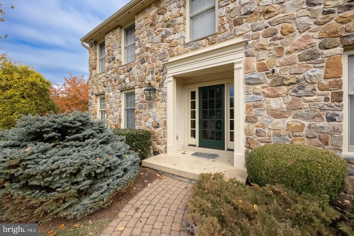 1307 Jaine Lane photo 3
