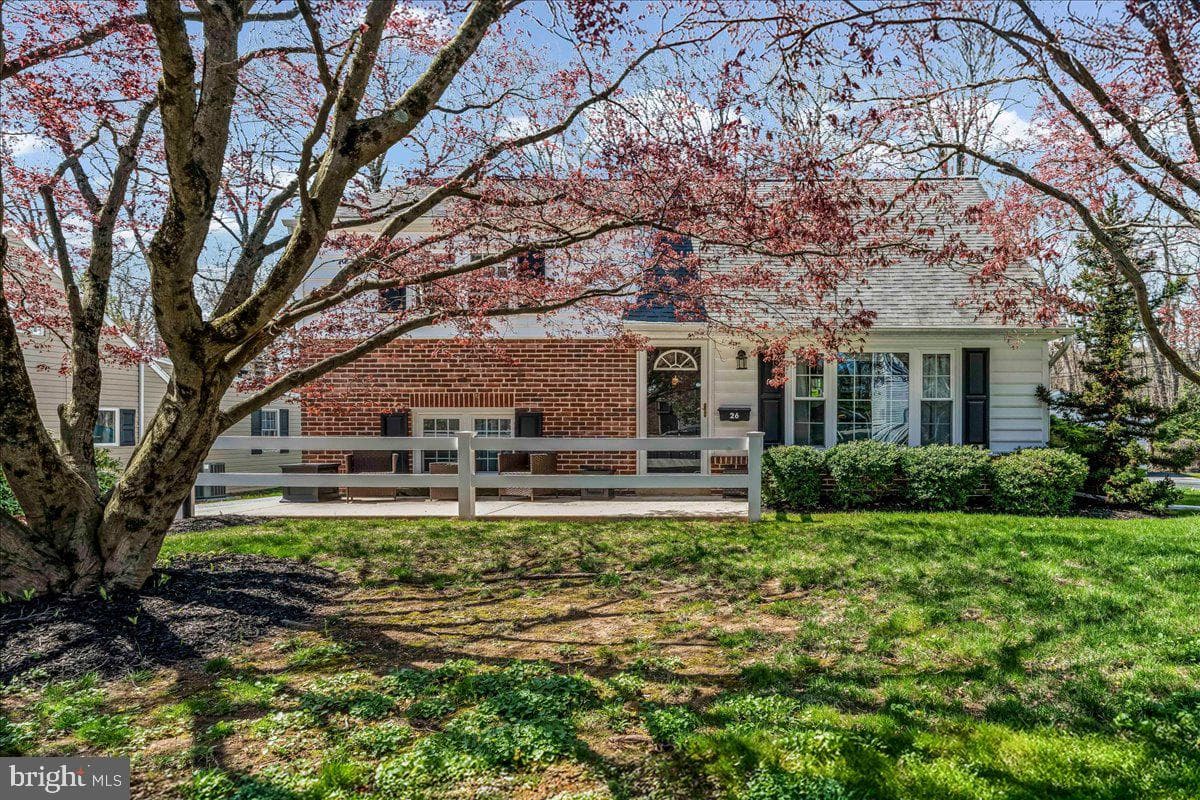 26 Greentree Lane photo 3