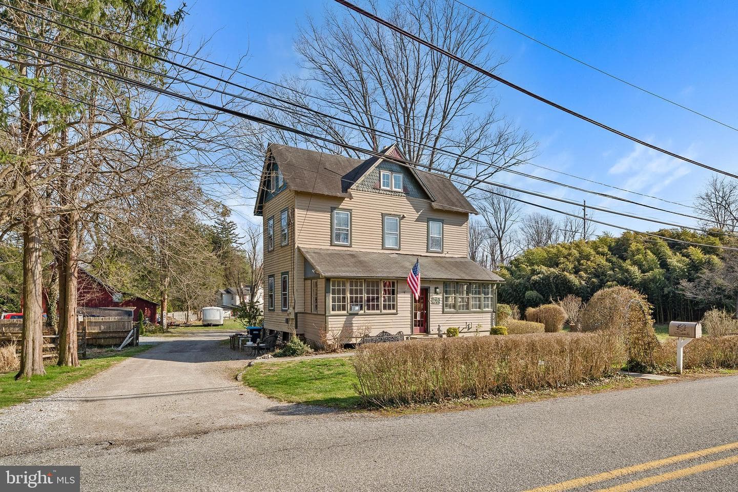 671 Leopard Road photo 1