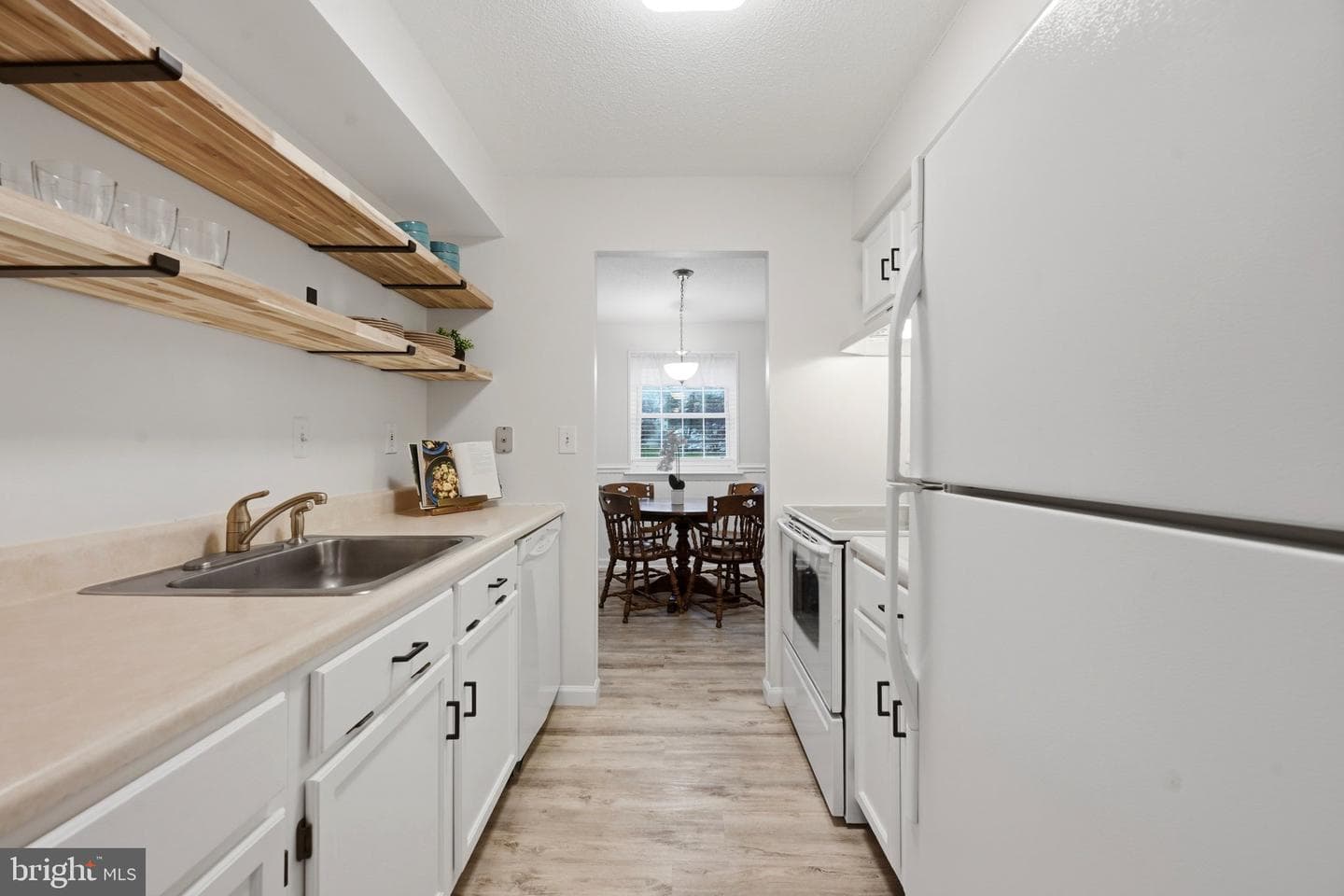 2905 Eagle Road photo 2