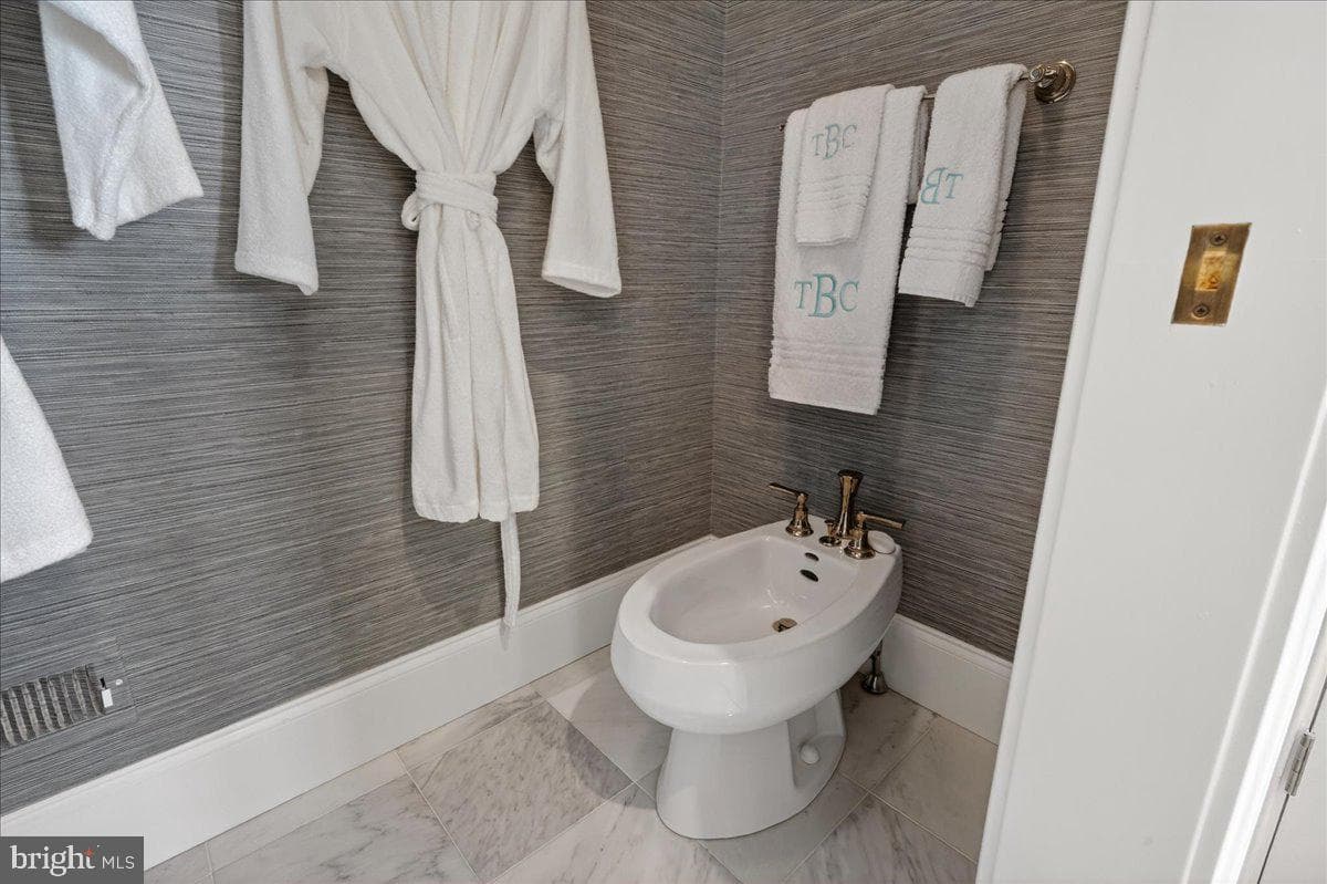 122 Chapel Hill Circle photo 42