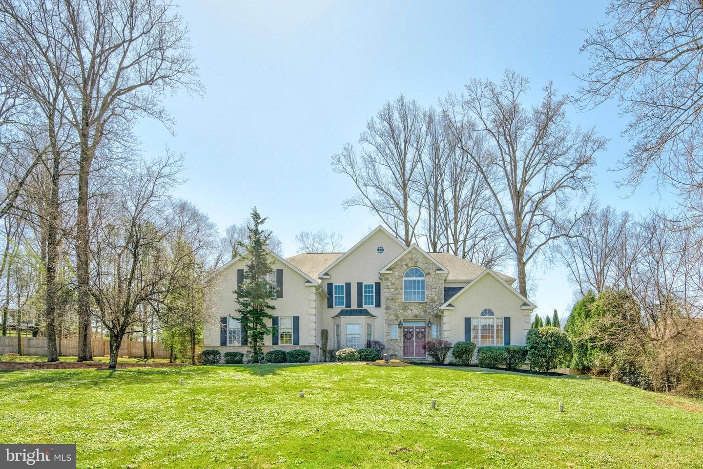 1198 Carrie Lane