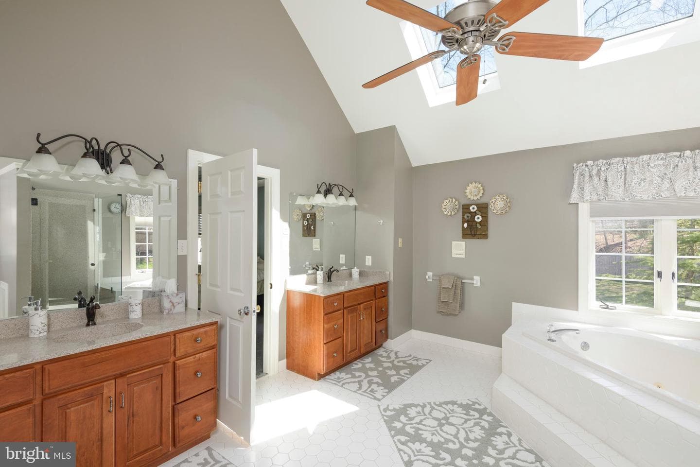 1198 Carrie Lane photo 30