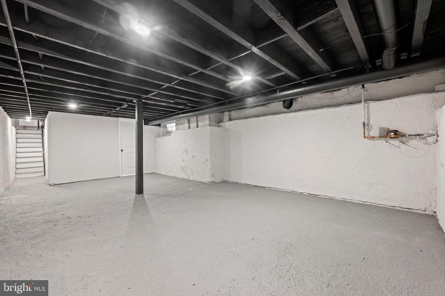 222 W Barnard Street photo 33