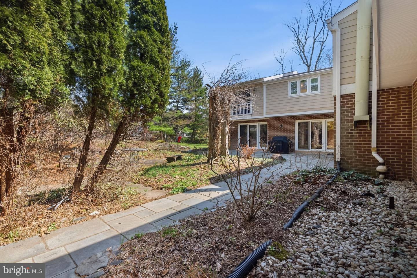 1561 Tanglewood photo 43