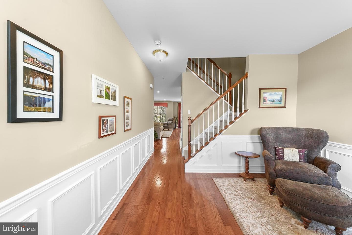 292 Kestrel Court photo 3