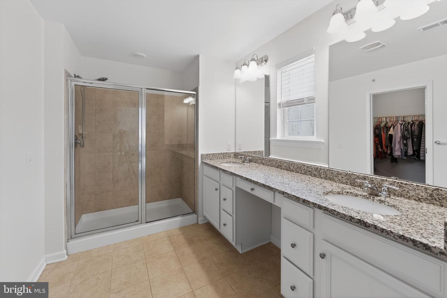 302 Stafford Court photo 25