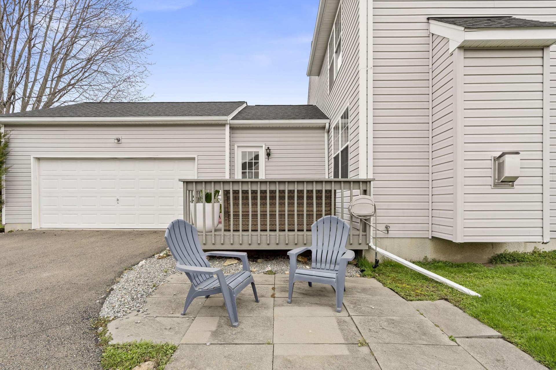 219 Beaumont Drive photo 36