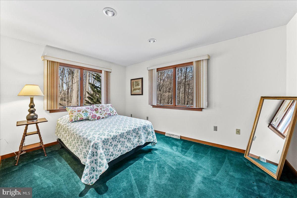 9 Adams Way photo 21