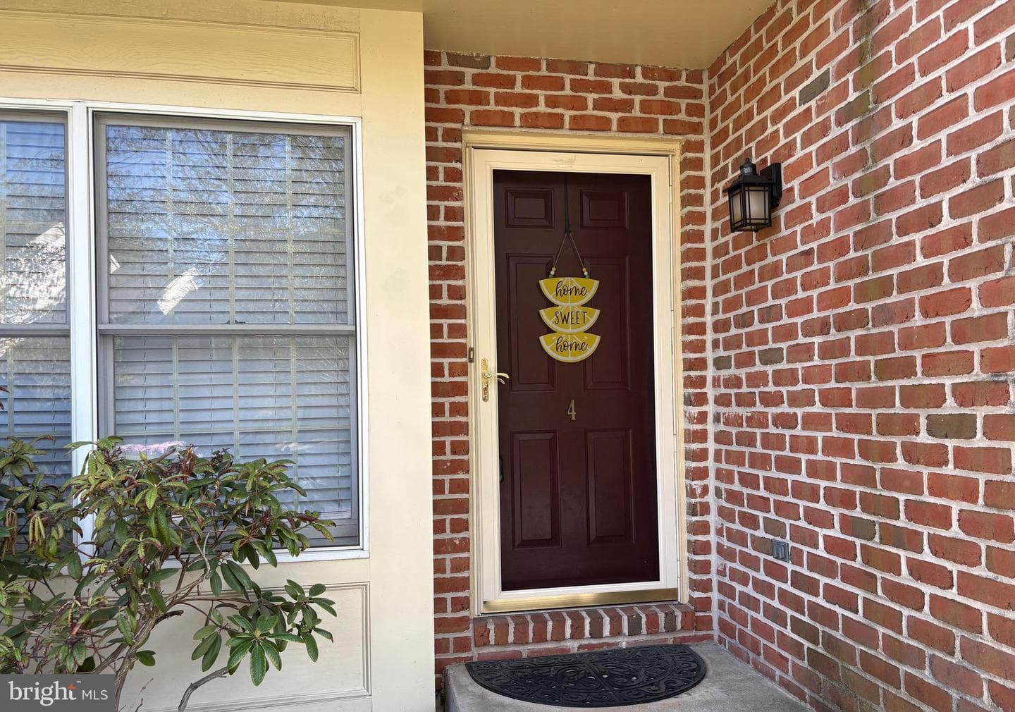4 Willow Court photo 2