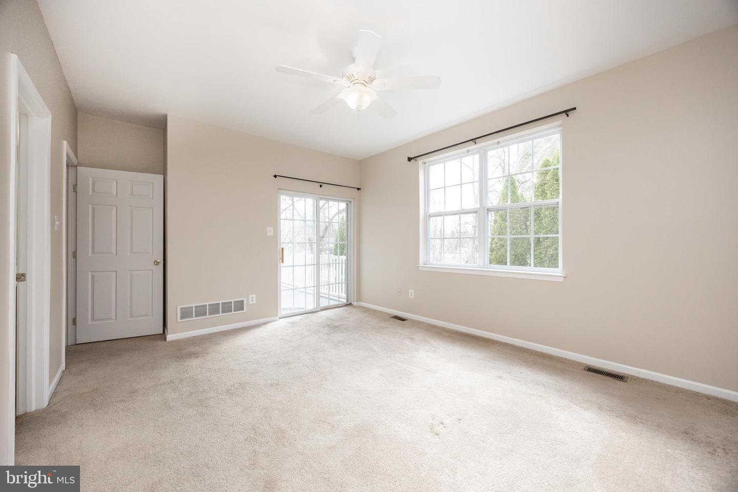 206 Riverbirch Circle #401 photo 23