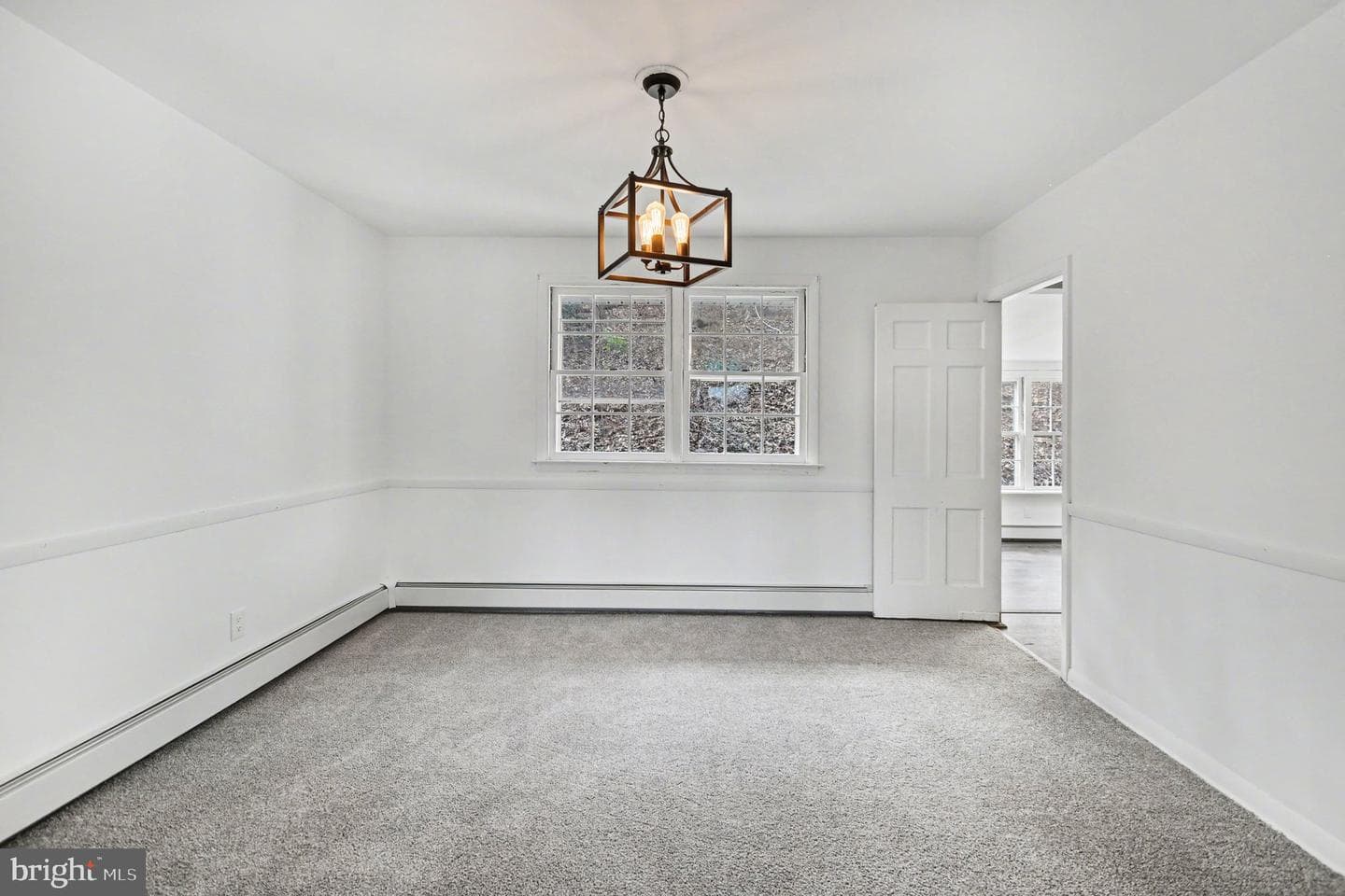 542 Upper Weadley Road photo 16