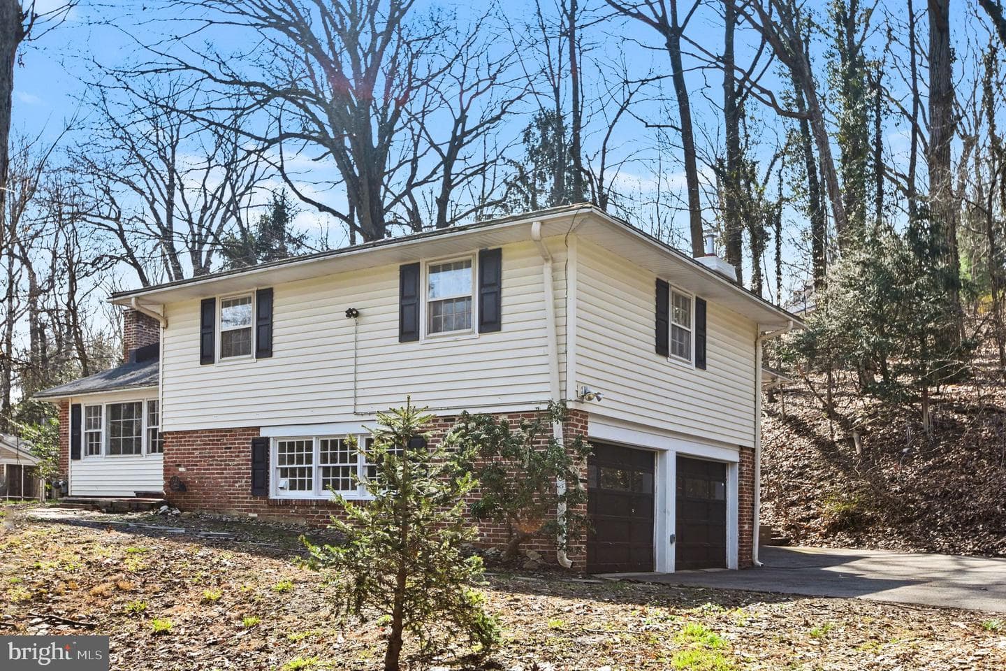 542 Upper Weadley Road photo 5