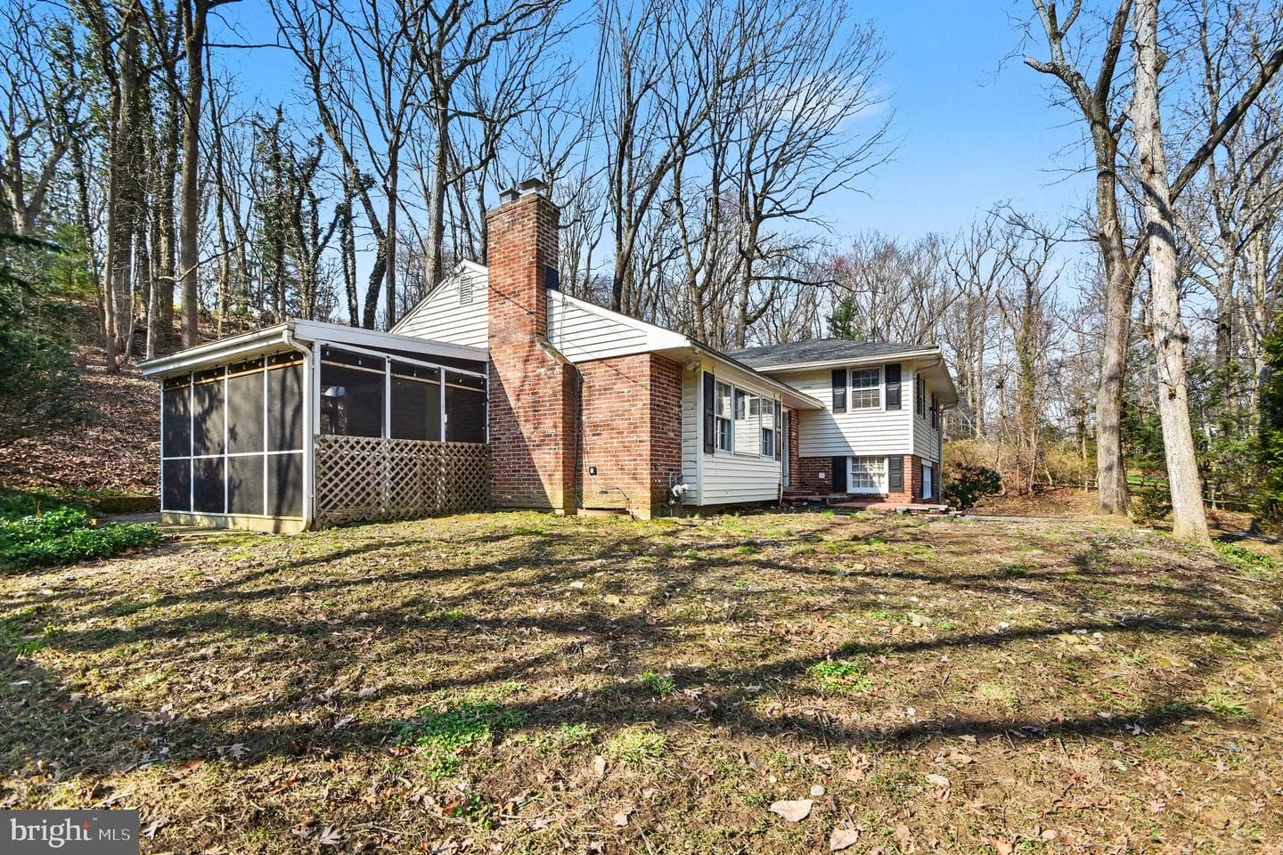 542 Upper Weadley Road photo 6