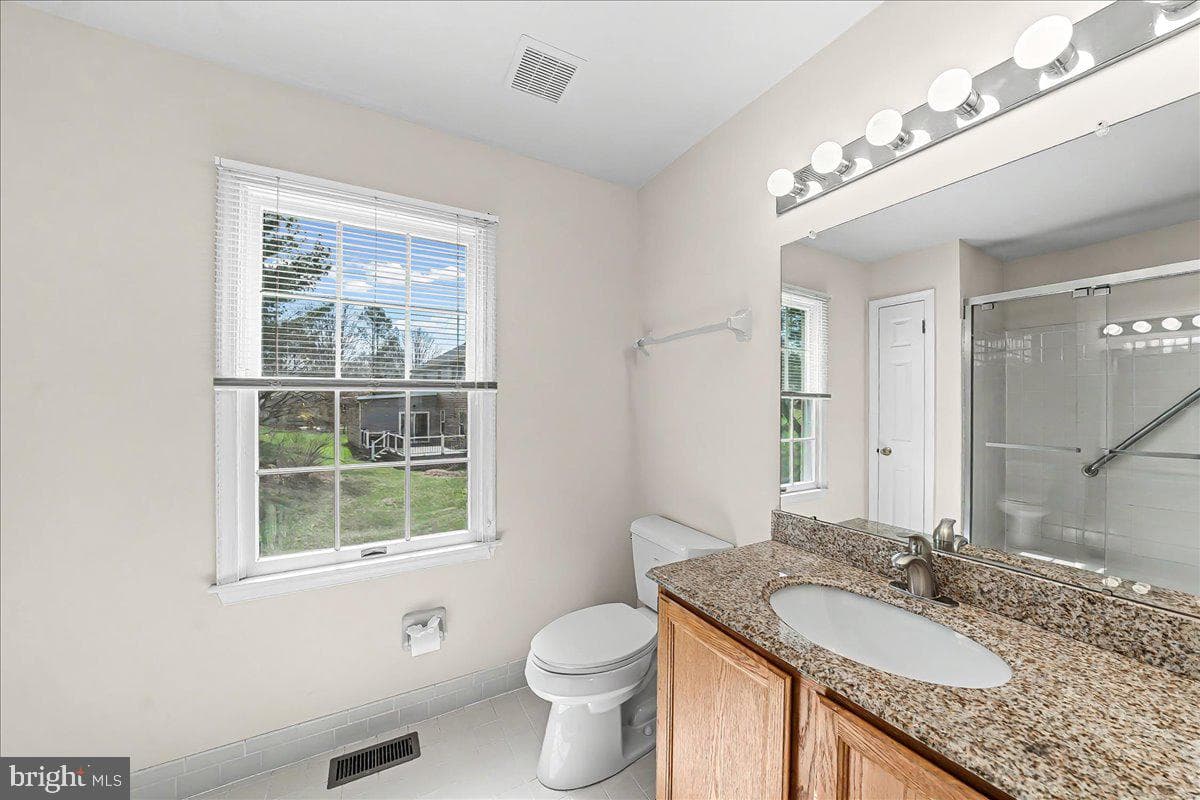 100 Trowbridge Lane photo 30